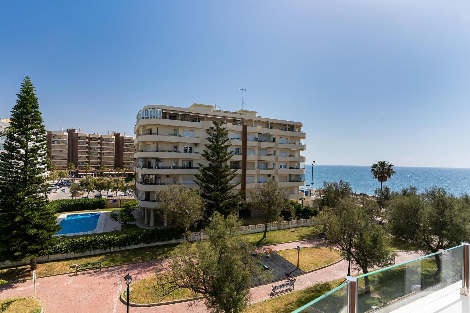 Blonzu Dominicana Fuengirola Exterior photo